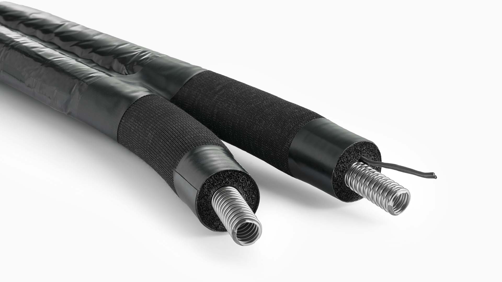 Teilbares Solar Edelstahl Wellrohrsystem isoliert mit PE-Folie ummantelt | DN16 | 10m | Aeroline inox eco combi 1 Teilbares Solar Edelstahl Wellrohrsystem isoliert mit PE-Folie ummantelt | DN16 | 10m | Aeroline inox eco combi